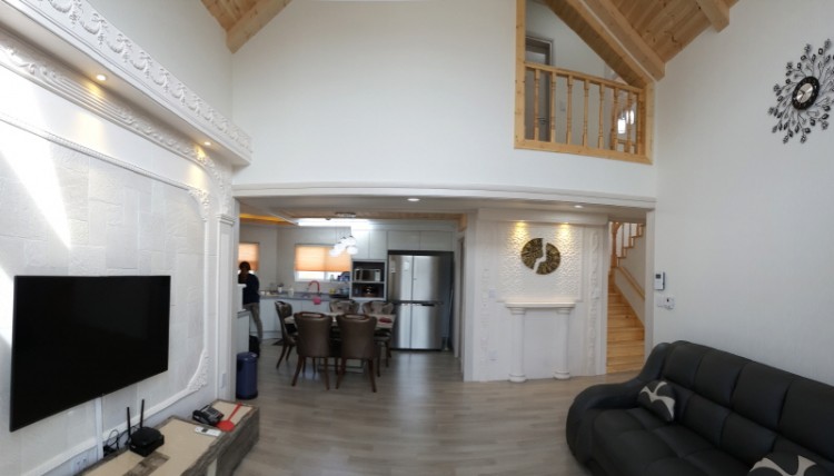 3786f734dcd01767cbcc340b11c162ec_1493103