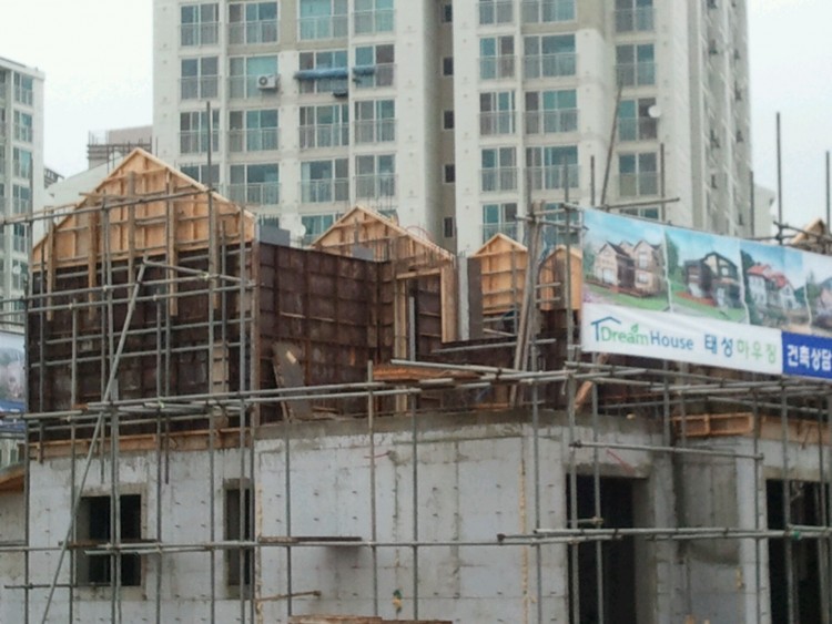 51d1d4766ee5553e83d3a6174c524fbb_1584276