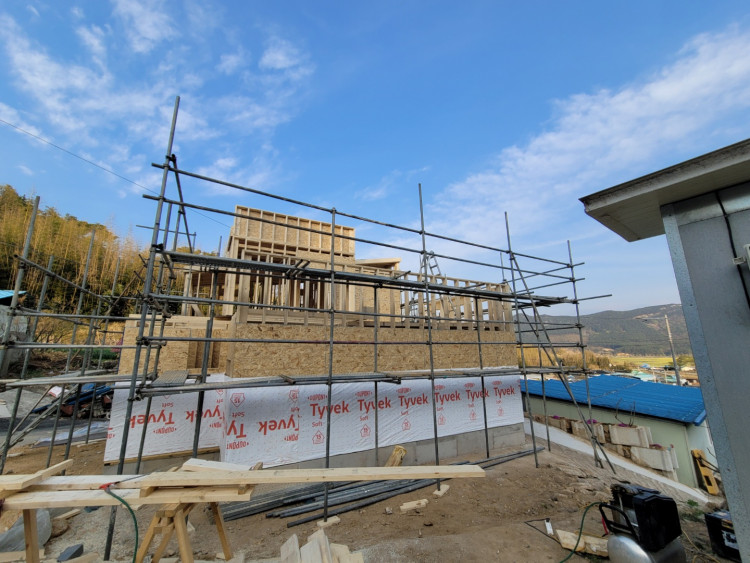 40ac46b659fe91f8bb27a4f2fa05a5cd_1650072