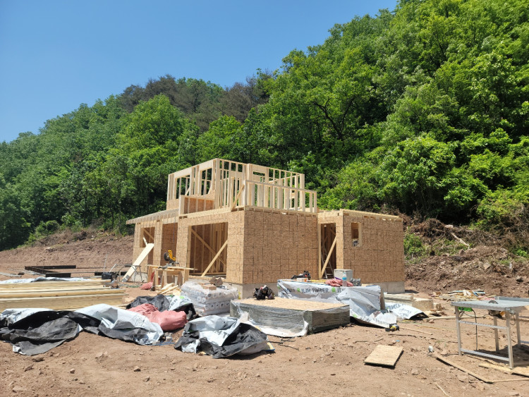 685e28967de1ae3c24f2a5b28475bd21_1653267