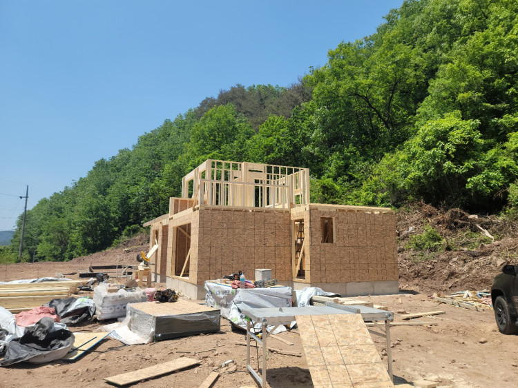 685e28967de1ae3c24f2a5b28475bd21_1653267